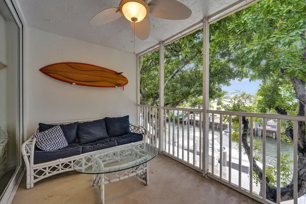 $435,000 | 3145 Northeast 48th Court, Unit 215, Lighthouse Point, FL 33064