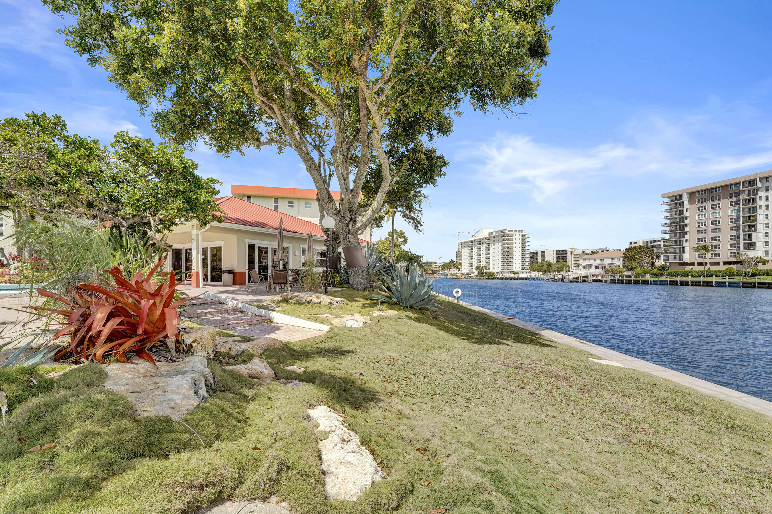 3145 Northeast 48th Court, Unit 215 Lighthouse Point, FL 33064 - Photo 34 of 46 Palm Aire Clubhouse