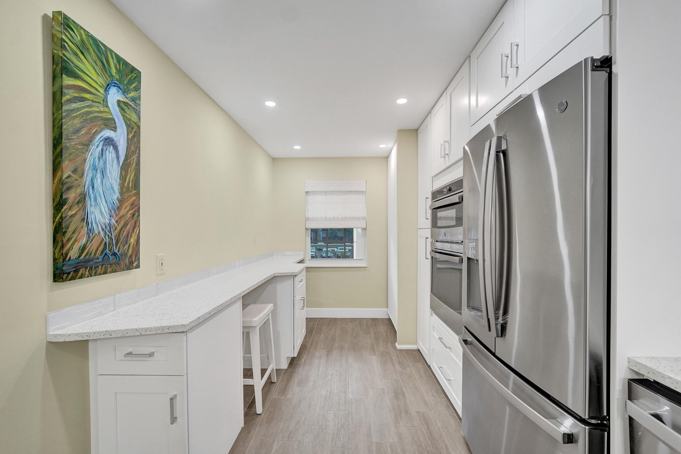 3145 Northeast 48th Court, Unit 215 Lighthouse Point, FL 33064 - Photo 5 of 46 Kitchen #4 215