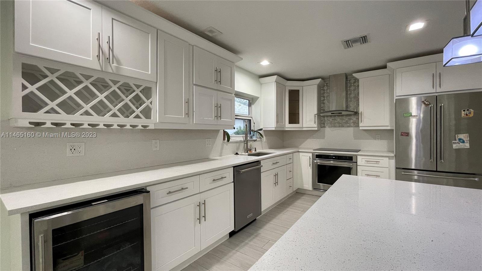 18316 181st Circle South Boca Raton, FL 33498 - Photo 6 of 39 Gallery Image 6