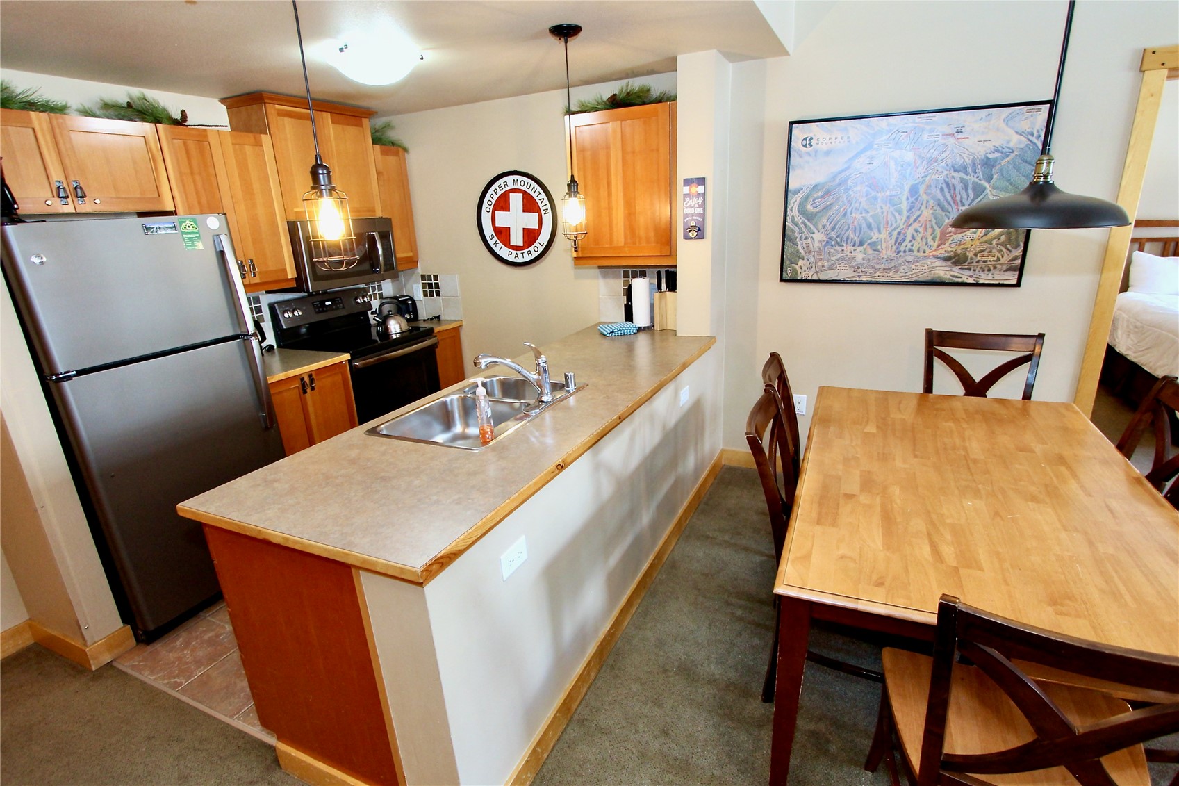 910 Copper Road, Unit 513 Frisco, CO 80443 - Photo 29 of 31 Fully equipped kitchen is ready for you and your family today