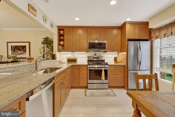 $749,950 | 6544 River Tweed Lane, Alexandria, VA 22312