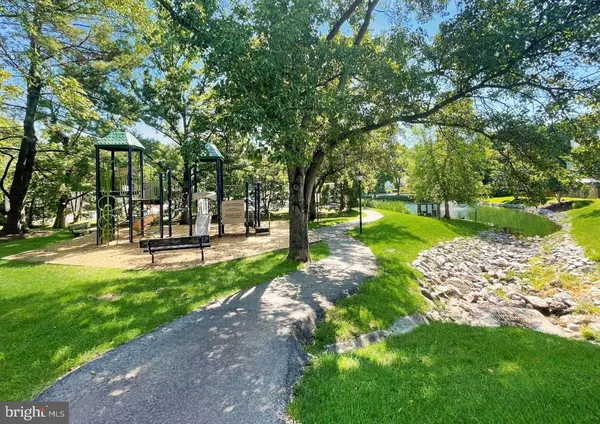 $749,950 | 6544 River Tweed Lane, Alexandria, VA 22312