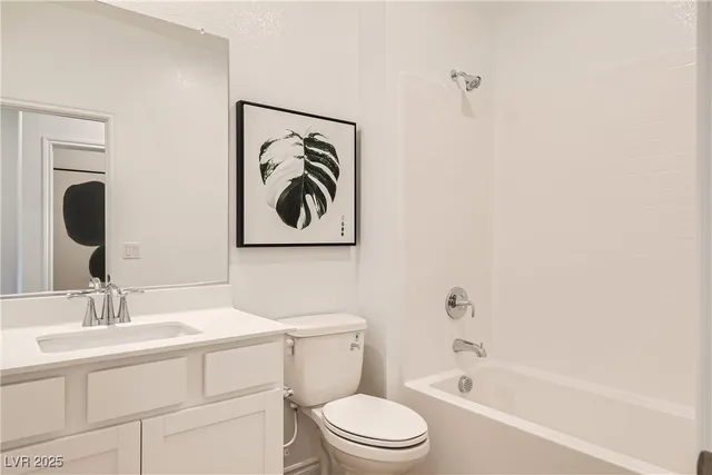 $425,420 | 242 White Crest Peak Avenue, Henderson, NV 89015