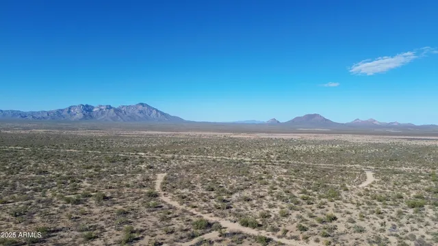 $12,330,000 | 411-lots West 411-lots W Reata Boulevard, Tucson, AZ 85736