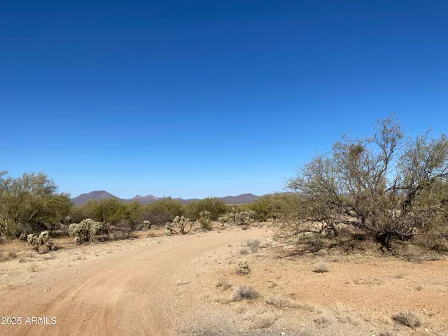 $12,330,000 | 411-lots West 411-lots W Reata Boulevard, Tucson, AZ 85736