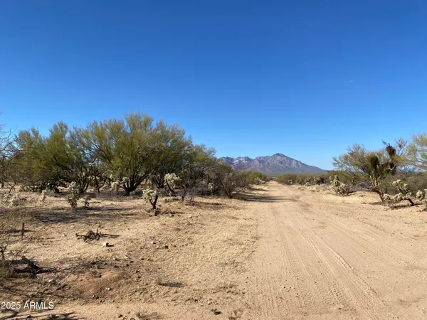 $12,330,000 | 411-lots West 411-lots W Reata Boulevard, Tucson, AZ 85736