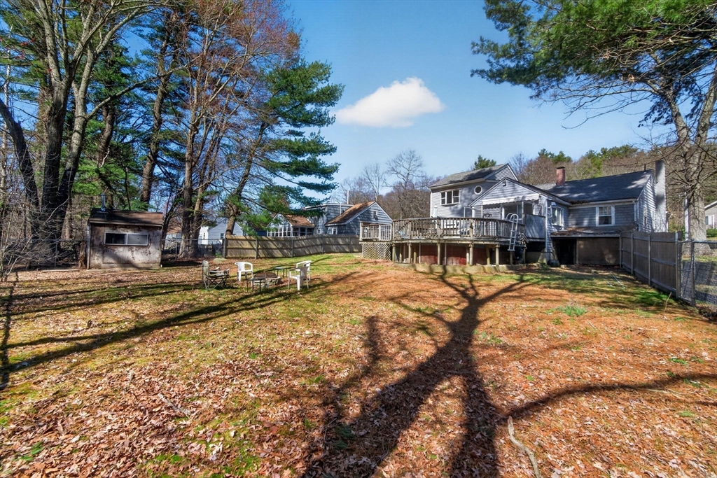 105 Connolly Road Avon, MA 02322 - Photo 25 of 34