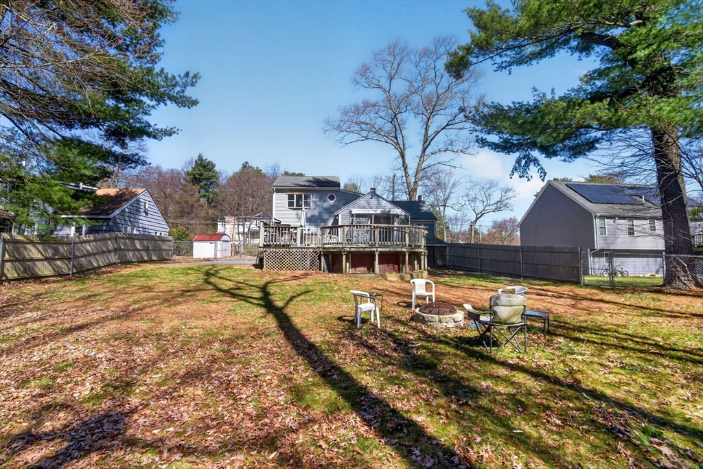 105 Connolly Road Avon, MA 02322 - Photo 26 of 34