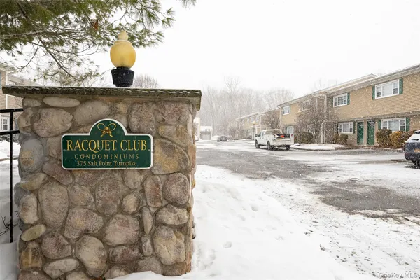 $299,900 | 375 Salt Point Turnpike, Unit 1G, Poughkeepsie, NY 12603