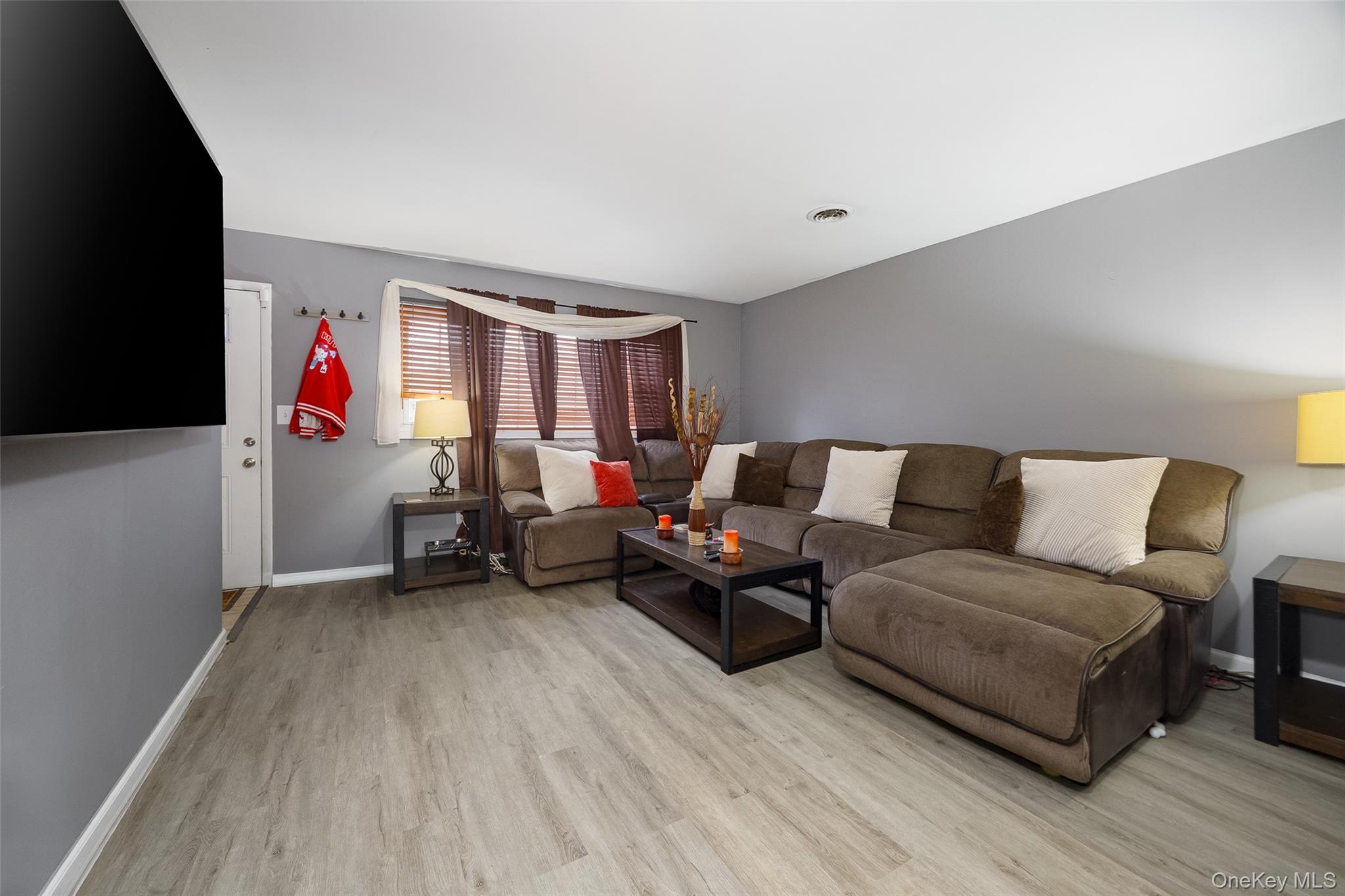 375 Salt Point Turnpike, Unit 1G Poughkeepsie, NY 12603 - Photo 2 of 19