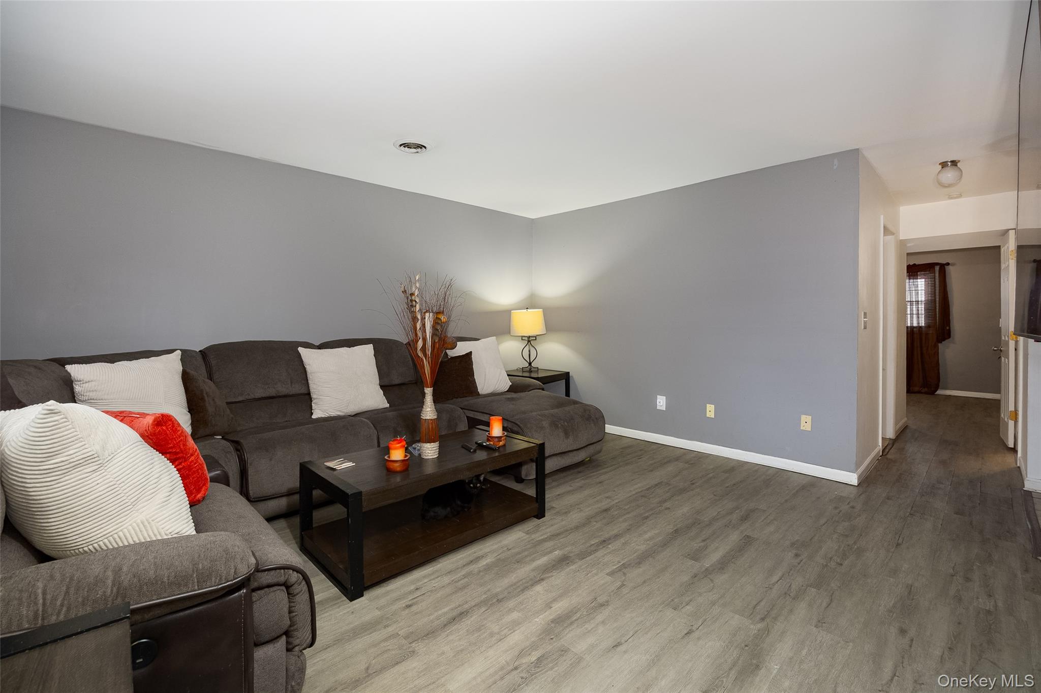 375 Salt Point Turnpike, Unit 1G Poughkeepsie, NY 12603 - Photo 3 of 19