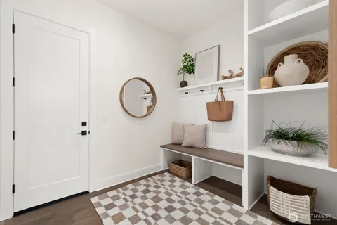 $3,455,000 | 15045 Southeast 45th Place, Bellevue, WA 98006