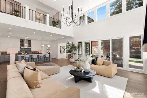 $3,455,000 | 15045 Southeast 45th Place, Bellevue, WA 98006