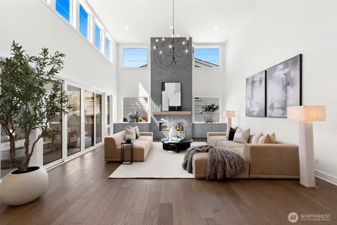 $3,455,000 | 15045 Southeast 45th Place, Bellevue, WA 98006