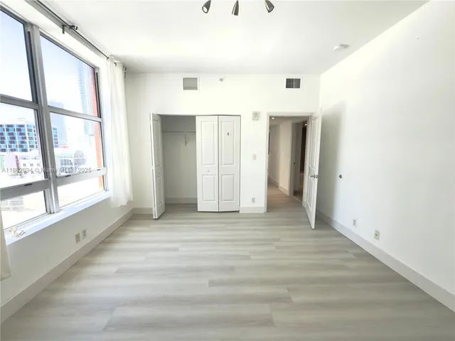 $319,000 | 111 East Flagler Street, Unit 805, Miami, FL 33131