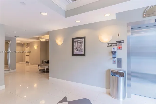 $319,000 | 111 East Flagler Street, Unit 805, Miami, FL 33131