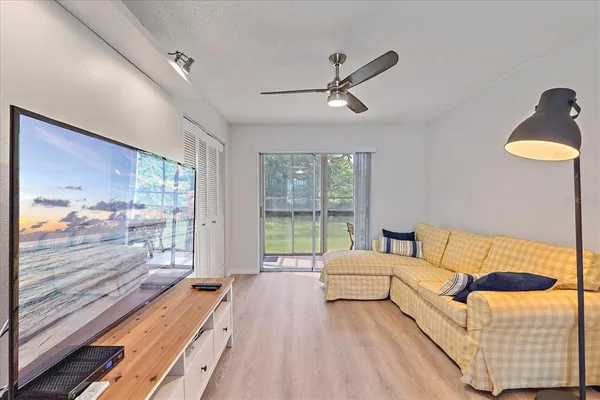 $1,800 | 4210 Ironwood Circle, Unit 103J, Bradenton, FL 34209