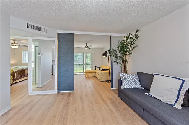 $1,800 | 4210 Ironwood Circle, Unit 103J, Bradenton, FL 34209