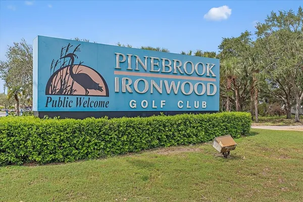 $1,800 | 4210 Ironwood Circle, Unit 103J, Bradenton, FL 34209