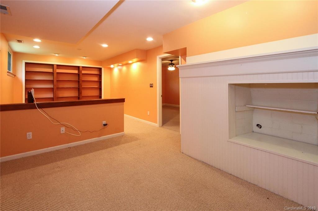 5110 Valley Stream Road Charlotte, NC 28209 - Photo 14 of 28 Gallery Image 14