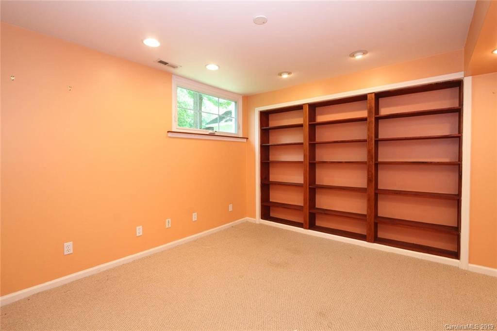 5110 Valley Stream Road Charlotte, NC 28209 - Photo 16 of 28 Gallery Image 16