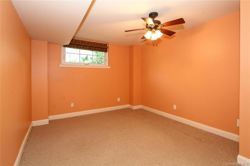 5110 Valley Stream Road Charlotte, NC 28209 - Photo 17 of 28 Gallery Image 17