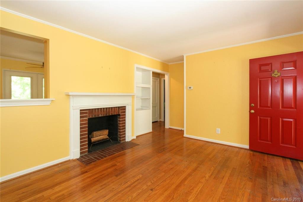 5110 Valley Stream Road Charlotte, NC 28209 - Photo 3 of 28 Gallery Image 3