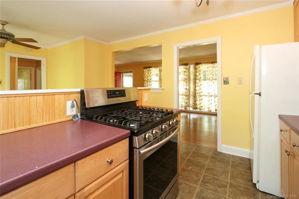 5110 Valley Stream Road Charlotte, NC 28209 - Photo 7 of 28 Gallery Image 7