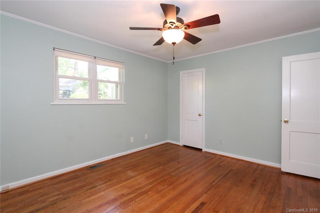 5110 Valley Stream Road Charlotte, NC 28209 - Photo 9 of 28 Gallery Image 9