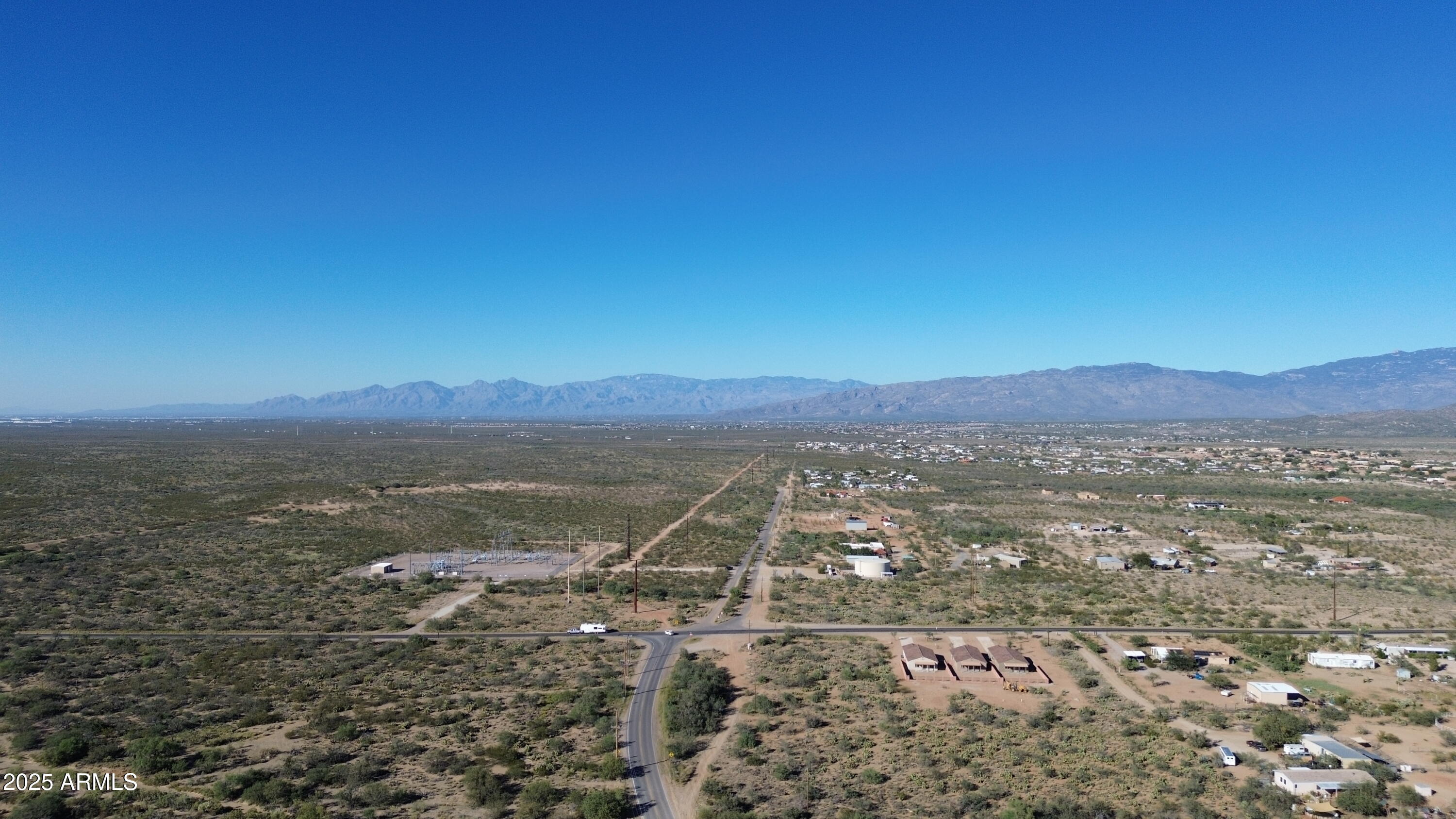 3106 East Andrada Road, Unit 13 Vail, AZ 85641 - Photo 15 of 19 a view of lake and mountain