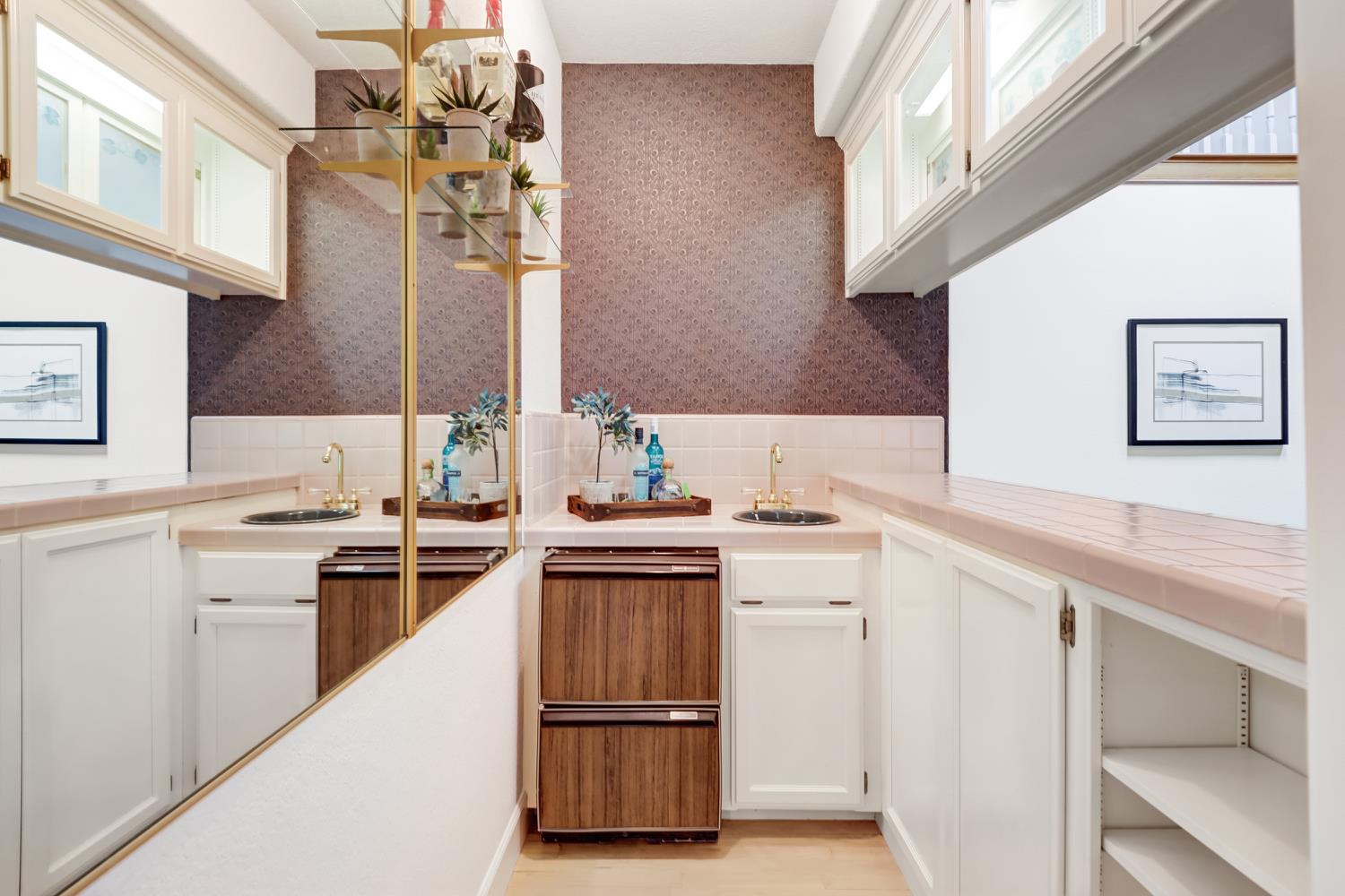 3058 Ridgeview Drive El Dorado Hills, CA 95762 - Photo 23 of 73 a kitchen with a sink appliances and cabinets