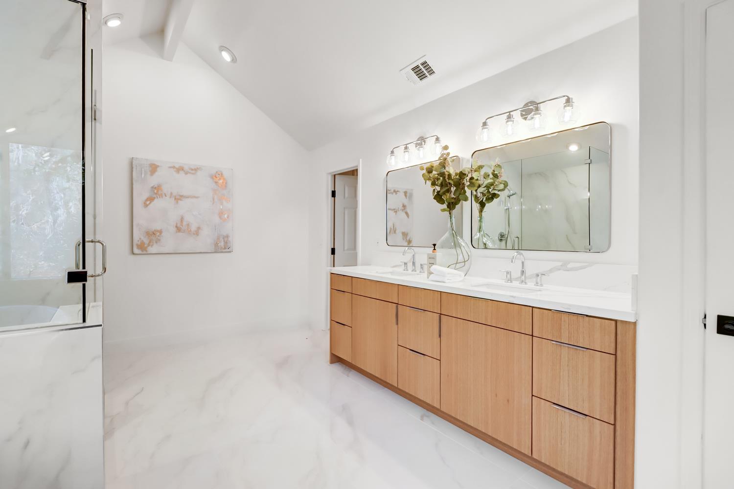 3058 Ridgeview Drive El Dorado Hills, CA 95762 - Photo 51 of 73 a bathroom with a double vanity sink mirror and