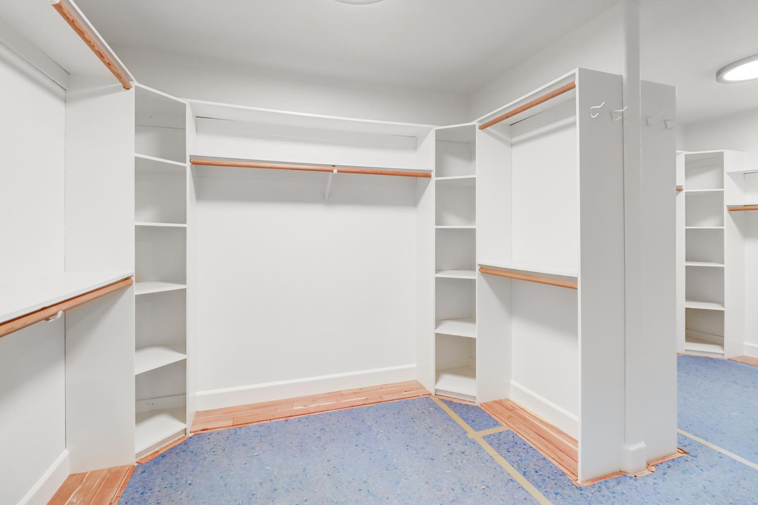 3058 Ridgeview Drive El Dorado Hills, CA 95762 - Photo 52 of 73 a view of an empty walk in closet