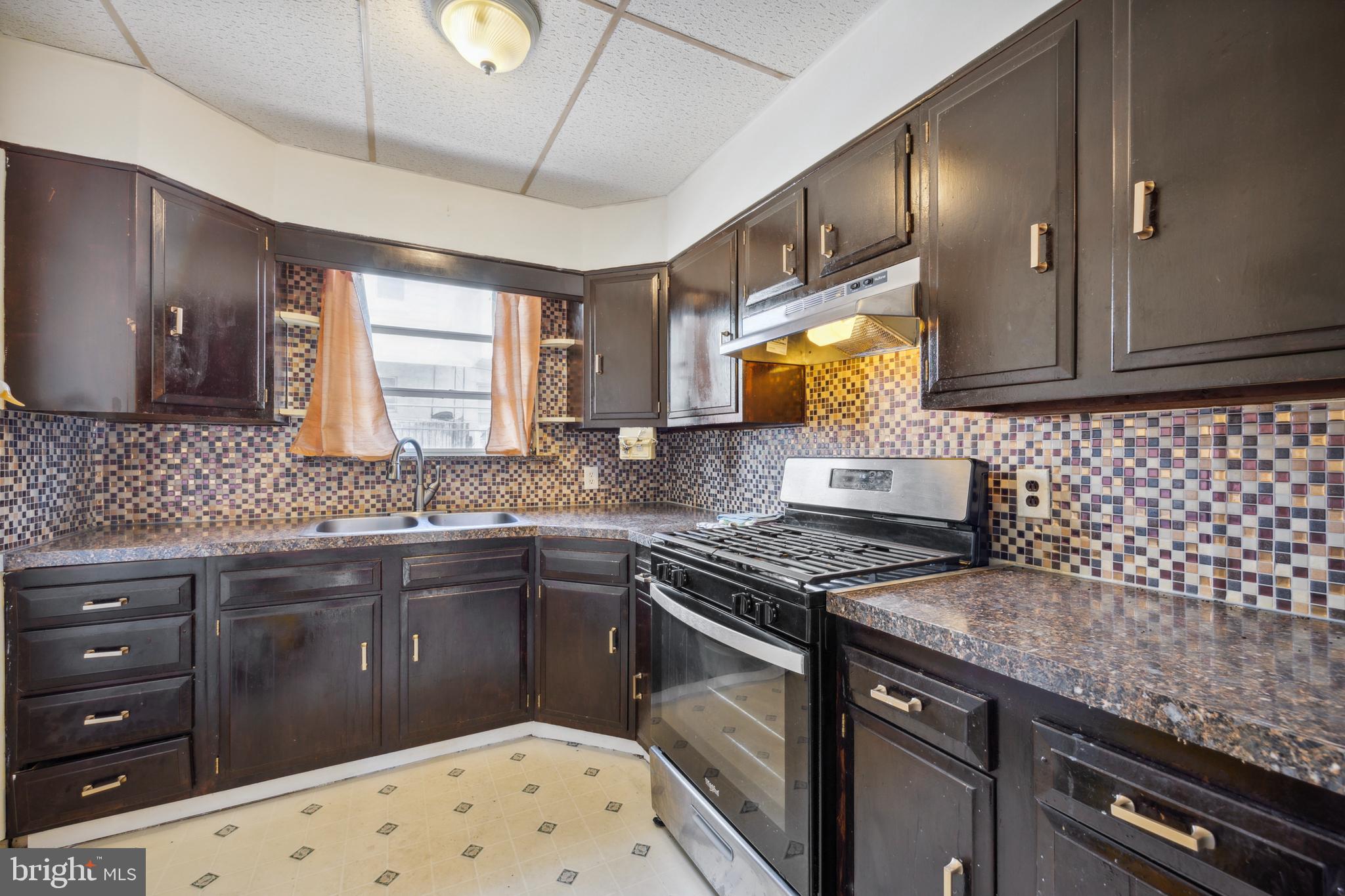 1155 Atwood Road Philadelphia, PA 19151 - Photo 11 of 25 Gallery Image 11