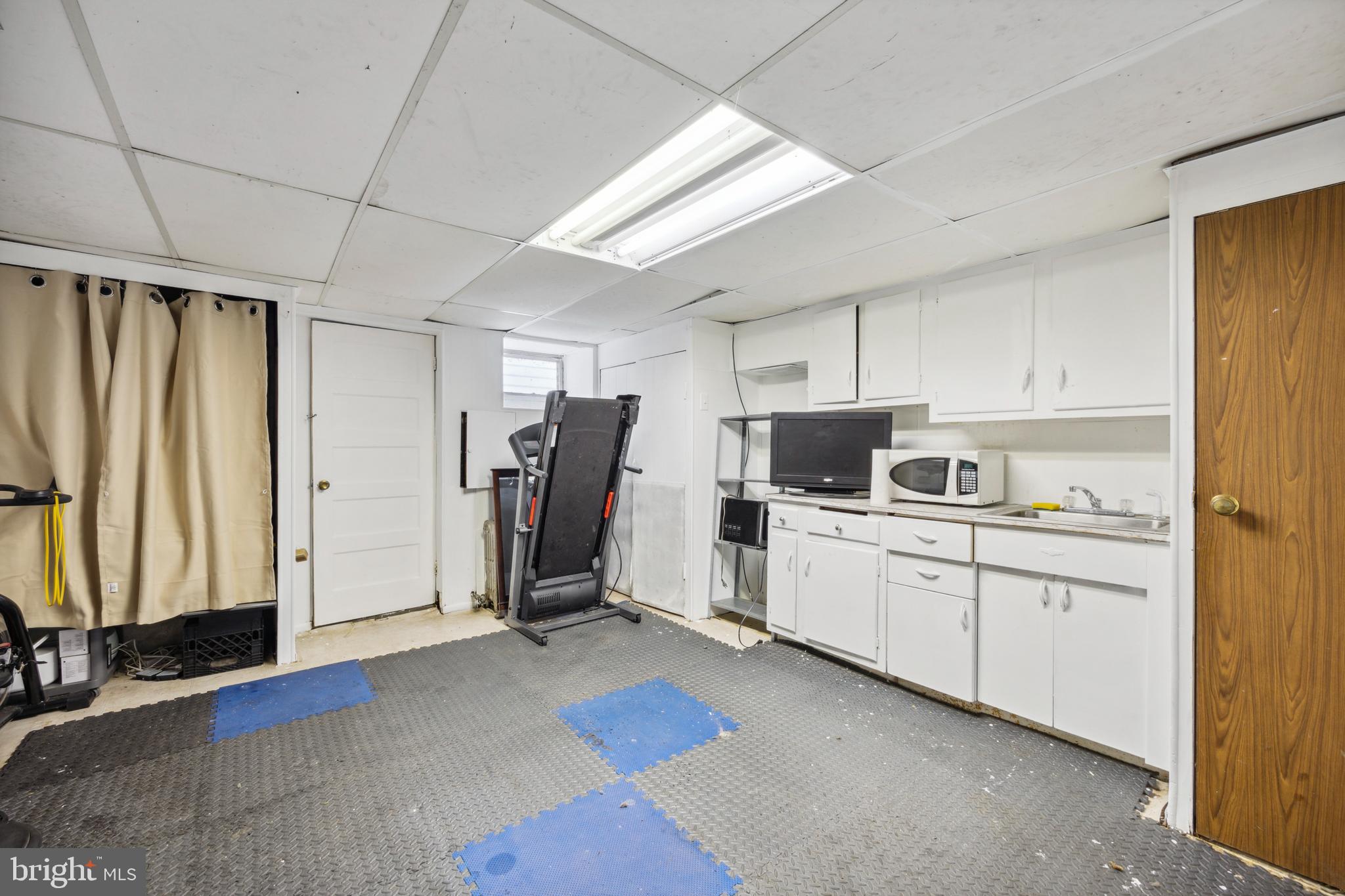 1155 Atwood Road Philadelphia, PA 19151 - Photo 14 of 25 Gallery Image 14