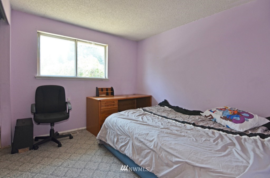 1117 202nd Street Southeast Bothell, WA 98012 - Photo 13 of 16