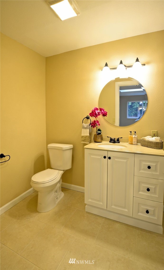 13794 Marihugh Road Mount Vernon, WA 98273 - Photo 9 of 16 Gallery Image 9