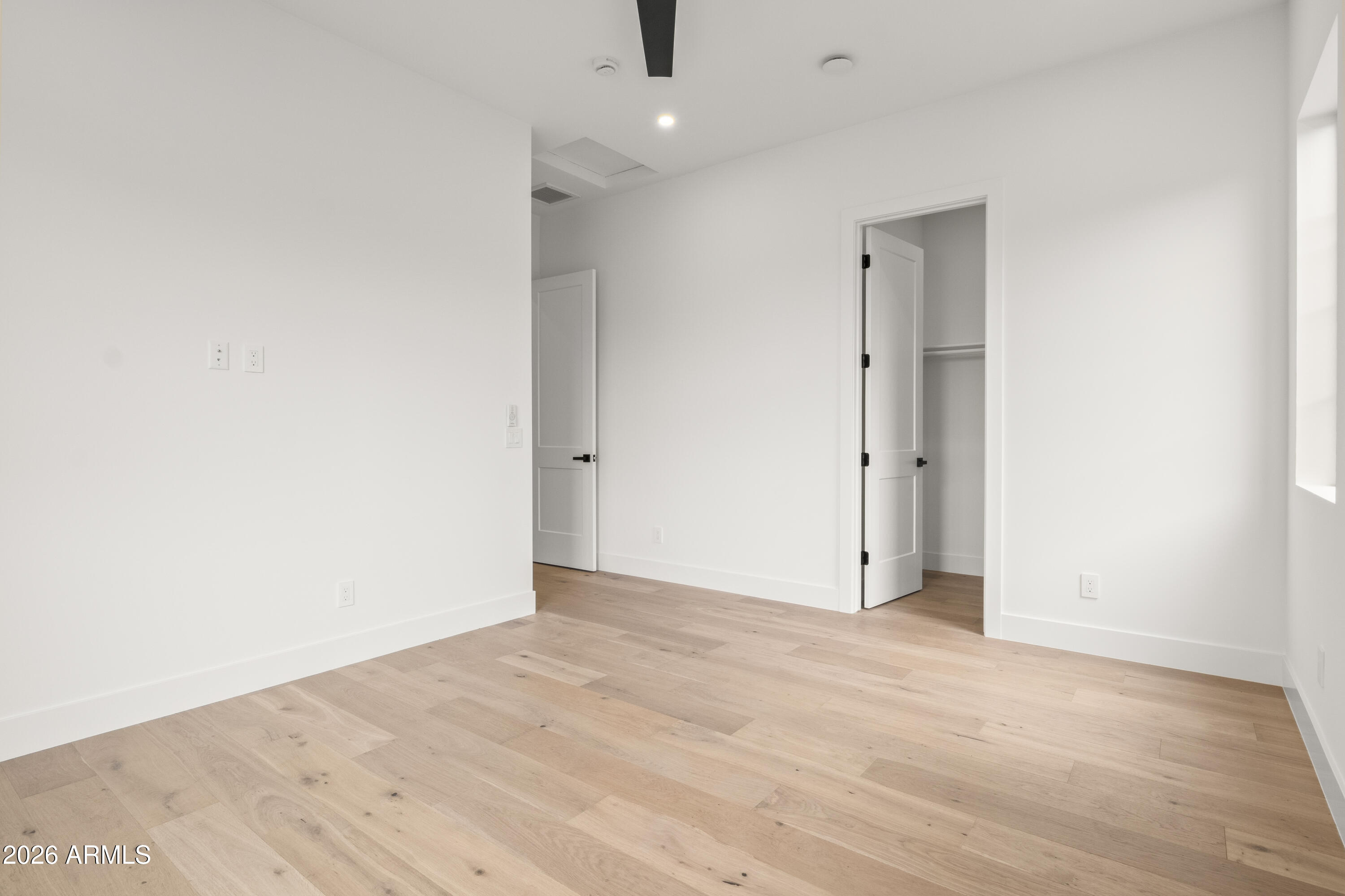 915 West Ardmore Road, Unit 11 Phoenix, AZ 85041 - Photo 11 of 44 IMG_2719