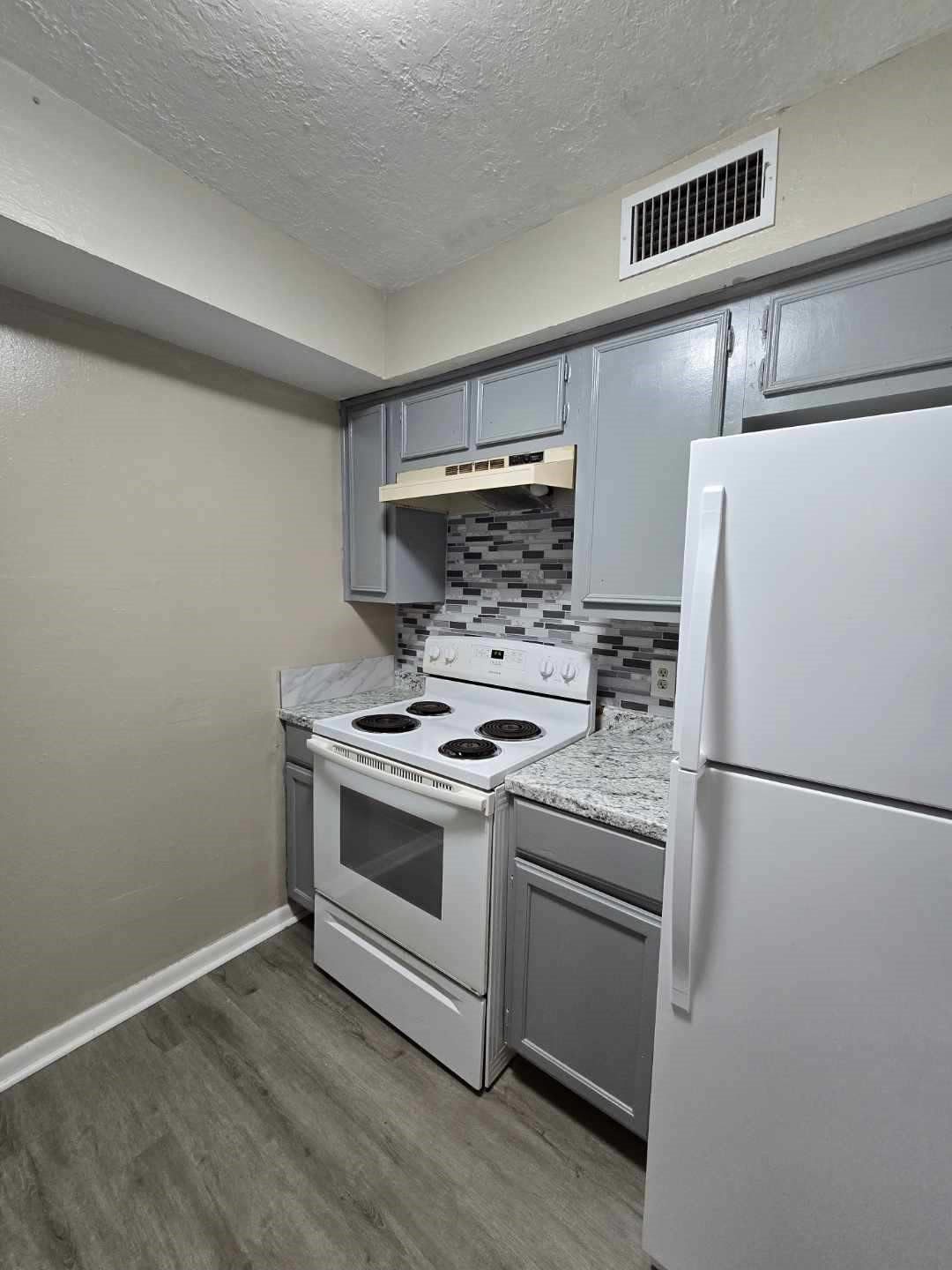 1329 Windsor Street, Unit 2 Huntsville, TX 77340 - Photo 3 of 5 Updated photos coming 6/11