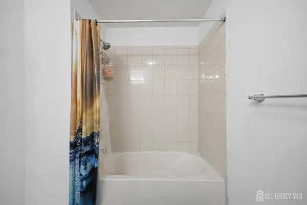 $675,000 | 4 Masters Boulevard, Unit 4, Piscataway, NJ 08854