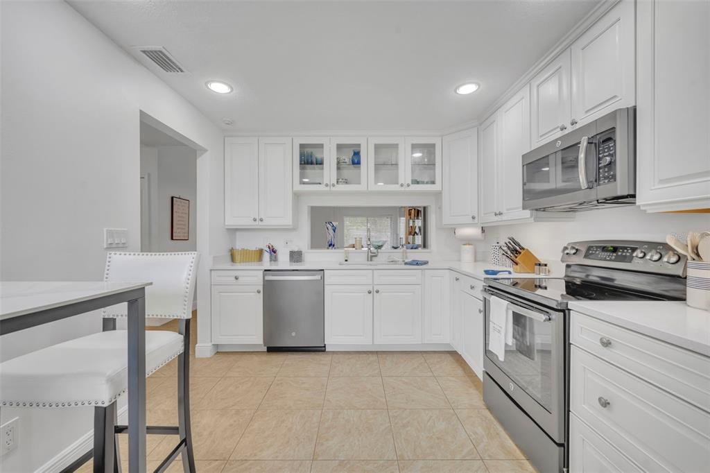 3 Escondido Circle, Unit 3 Altamonte Springs, FL 32701 - Photo 13 of 32