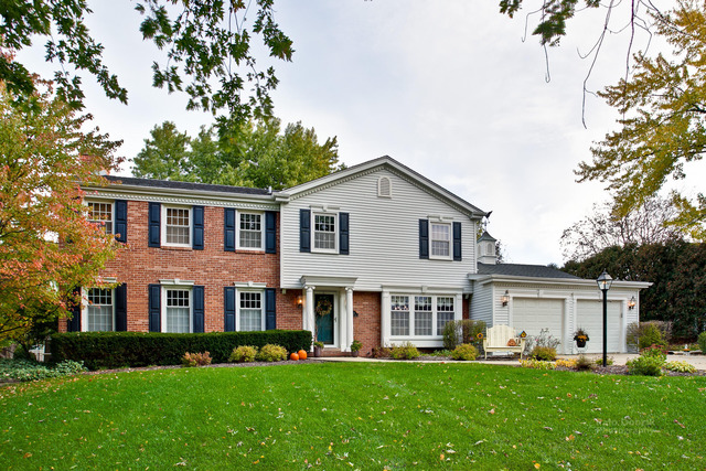 135 Old Mill Road Barrington, IL 60010 - Photo 1 of 25