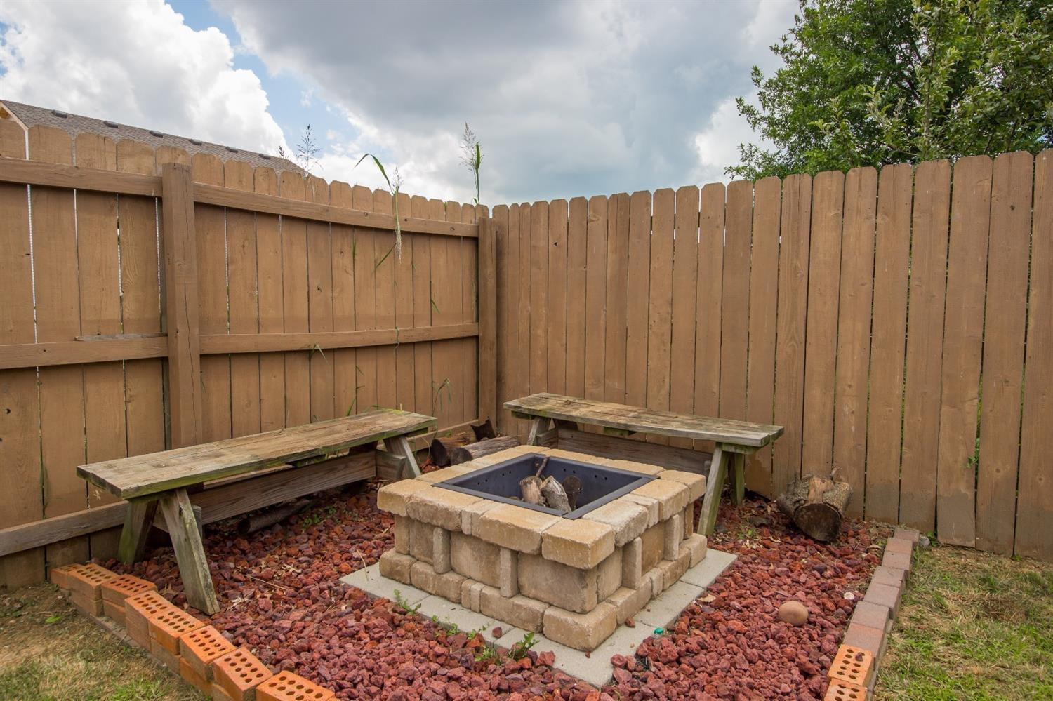 2280 Spurr Road Lexington, KY 40511 - Photo 23 of 23 Fire Pit