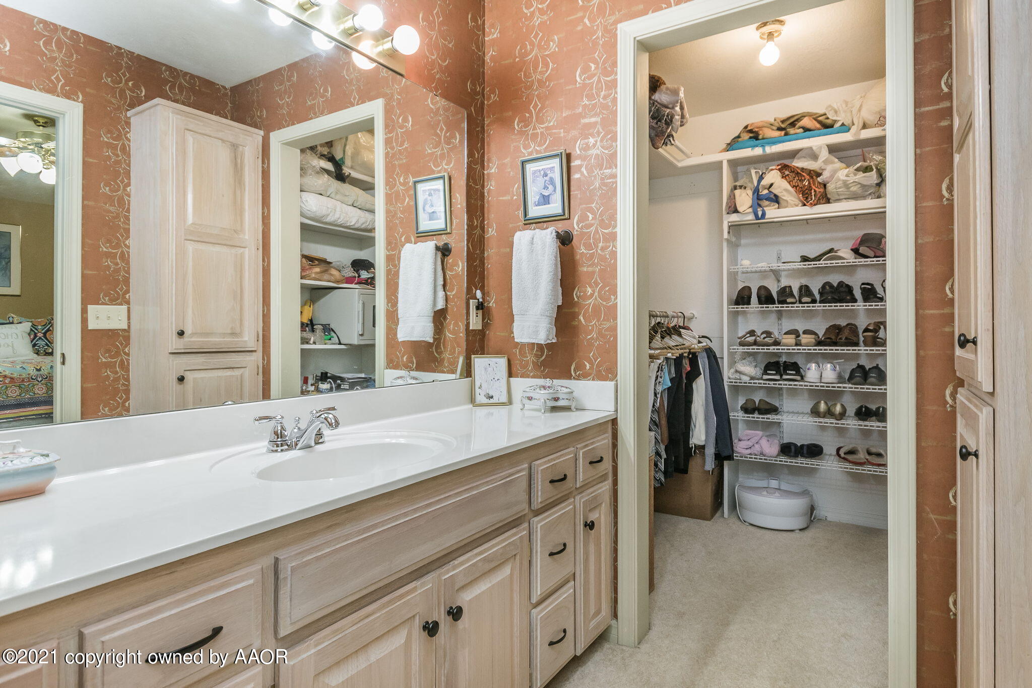 3115 Hobbs Road Amarillo, TX 79109 - Photo 14 of 19 14-web-or-mls-Master Bathroom-2