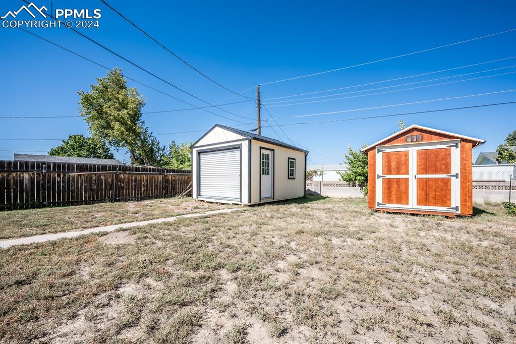 91 Duke Street Pueblo, CO 81005 - Photo 27 of 30 a house with a outdoor space