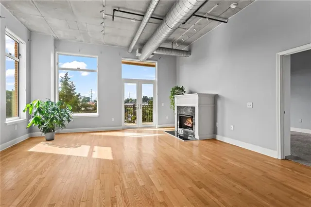 $330,000 | 3820 Roswell Road Northeast, Unit 407, Atlanta, GA 30342