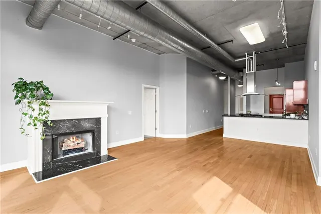 $330,000 | 3820 Roswell Road Northeast, Unit 407, Atlanta, GA 30342