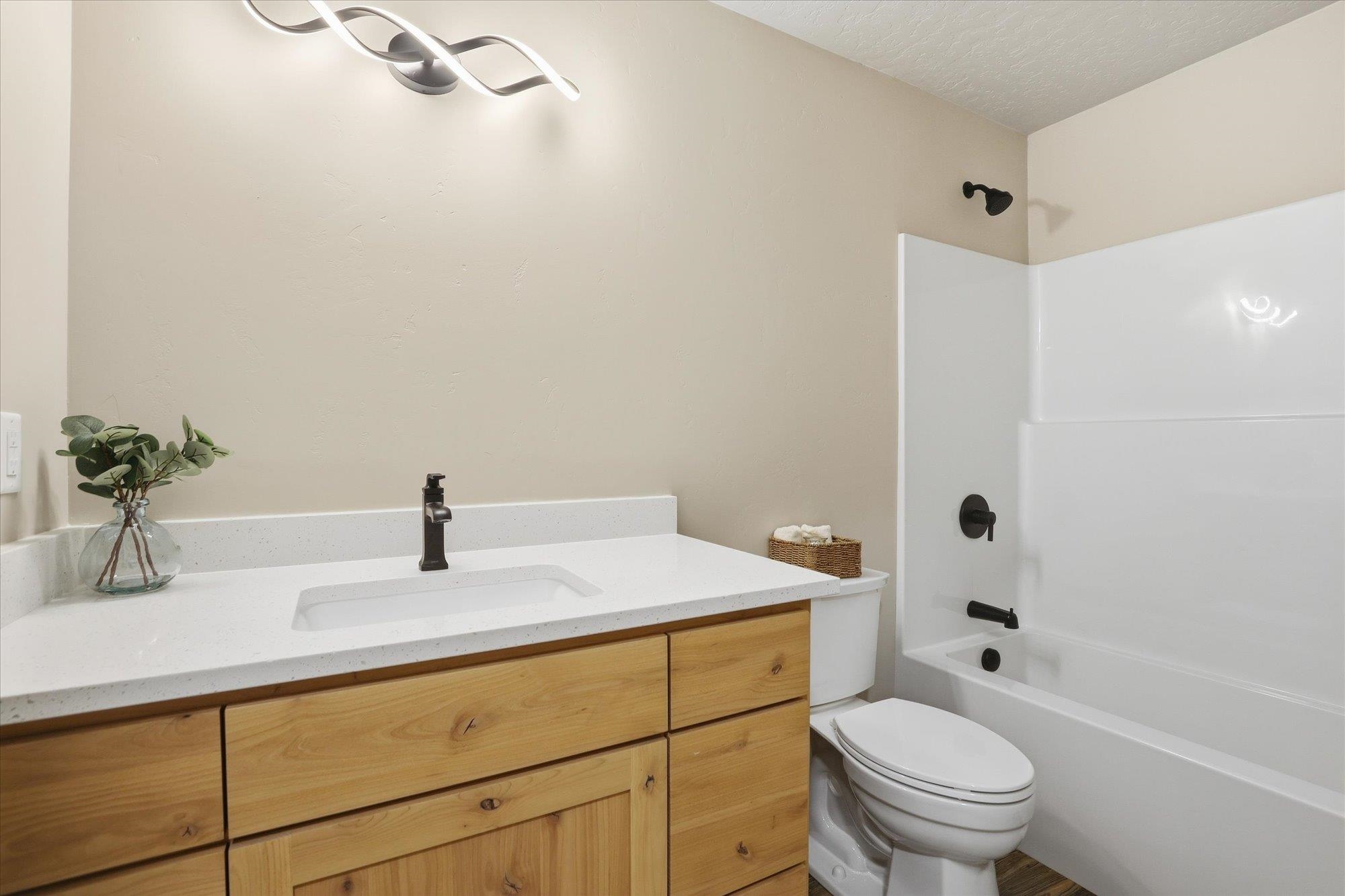 39897 Sunset Bay Road Loon Lake, WA 99148 - Photo 14 of 36