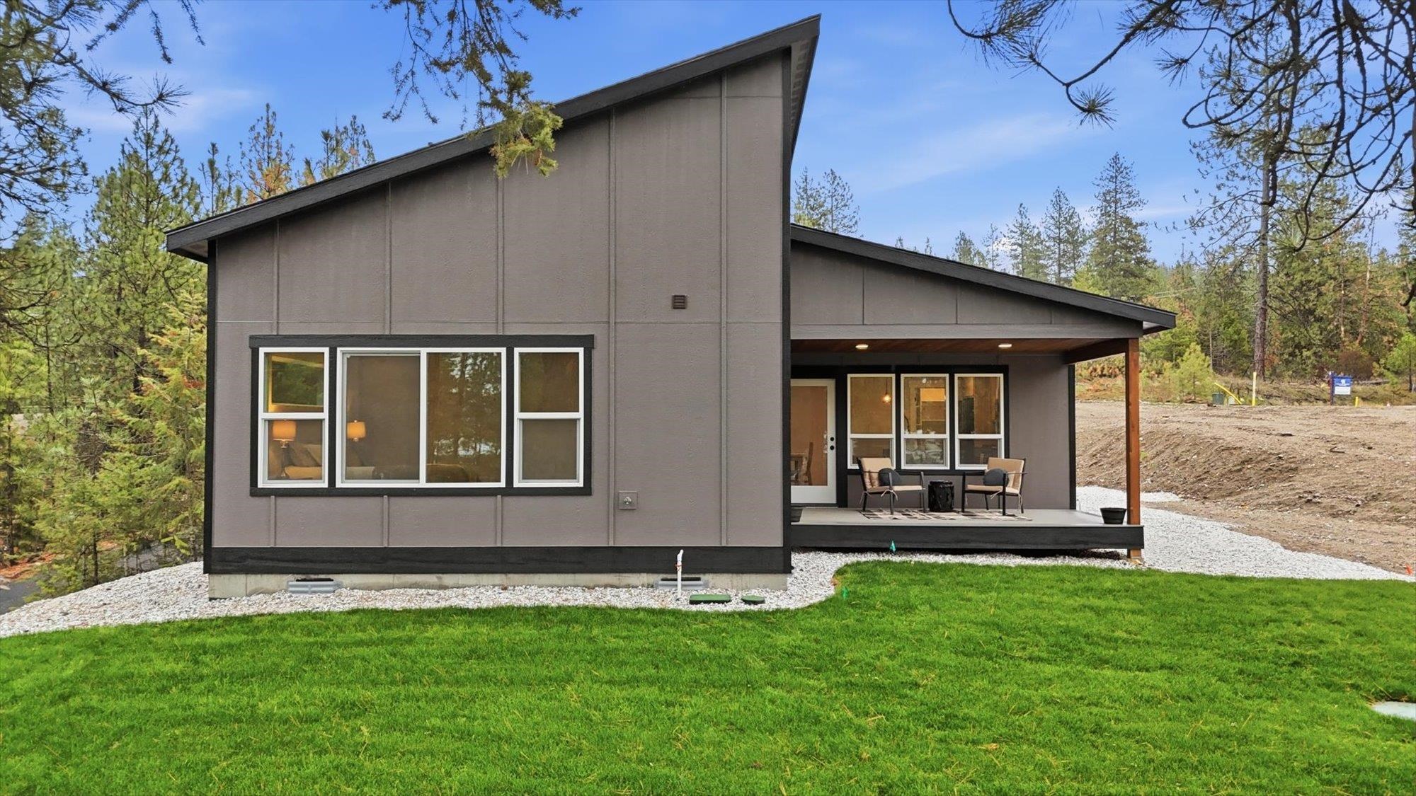 39897 Sunset Bay Road Loon Lake, WA 99148 - Photo 22 of 36